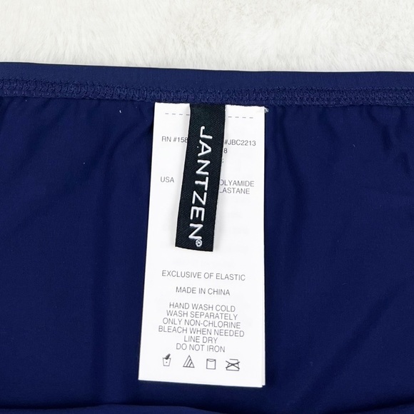 NWT Jantzen Faux Wrap Swim Overskirt in Mare Navy - Picture 3 of 5